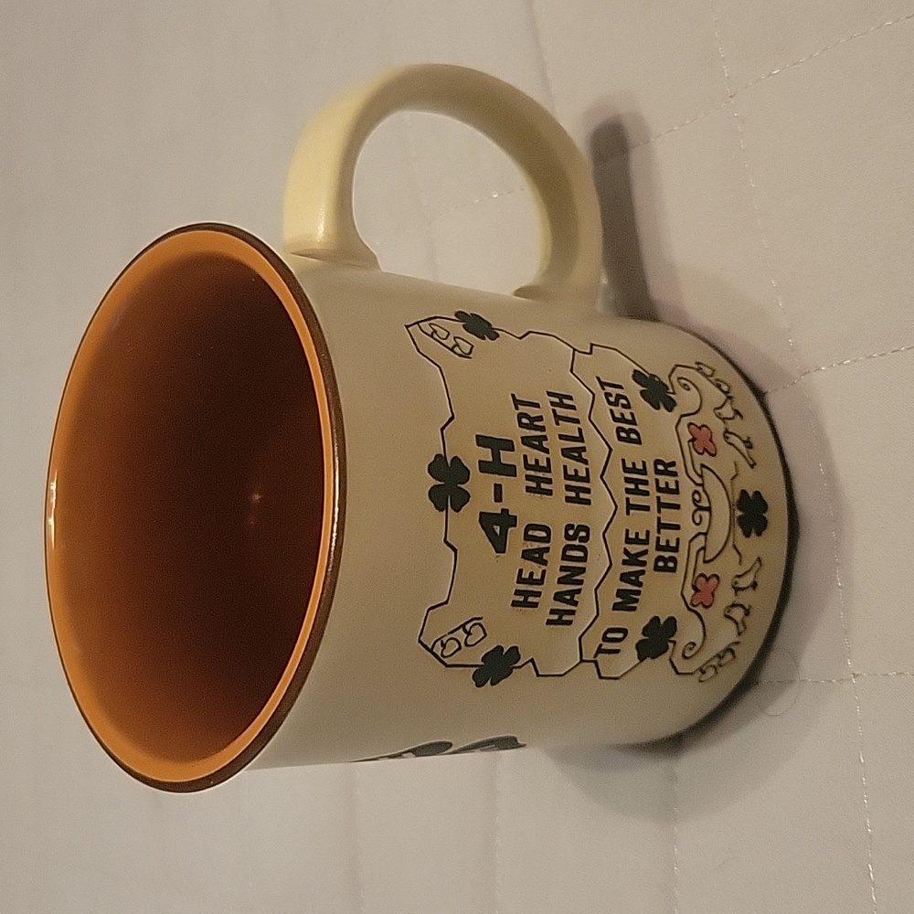 Vintage 4-H mug.